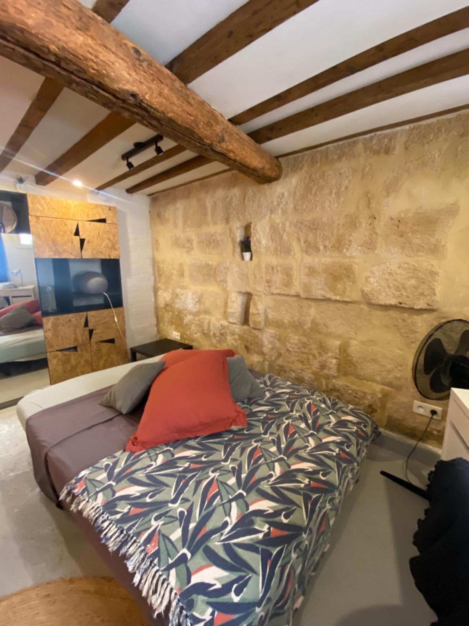 Charmant Studio Ecusson Centre Historique Apartment Montpellier Exterior photo